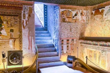 Luxor – One-Day Tour: Valley of the Queens & Karnak by Bus