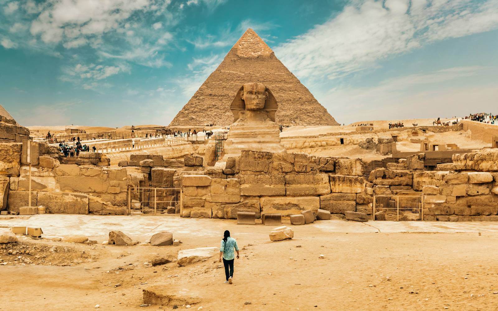 Cairo – 1-Day Cultural Tour by Bus from Hurghada